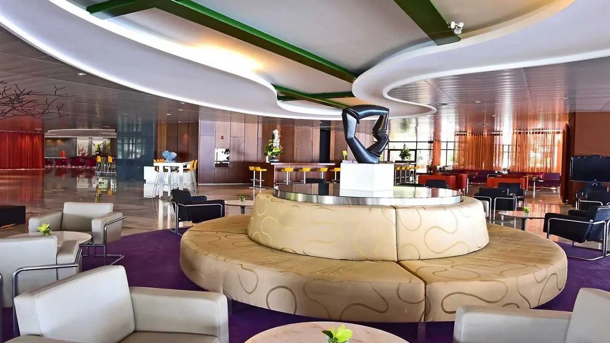Pestana Casino Park Hotel & Casino Funchal 5*,